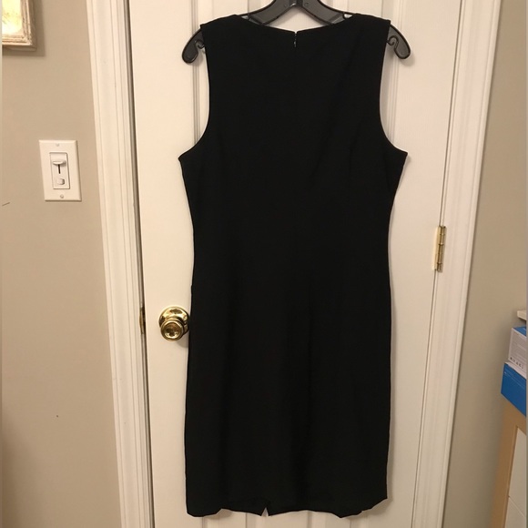 NWT Theory Black Sheath Dress. Classic LBD - Picture 12 of 14